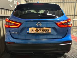 2019 Nissan Qashqai 1.3 Petrol SV High-Spec - Image 2