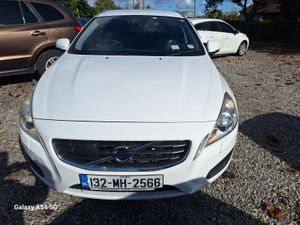 Volvo V60 2013 - Image 2