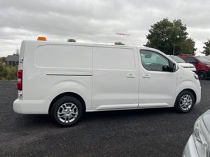 Vauxhall Vivaro - Image 3