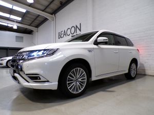 *49,000 MILES*2.4 AUTO HYBRID PLUG-IN*4X4*MITSUBIS - Image 2