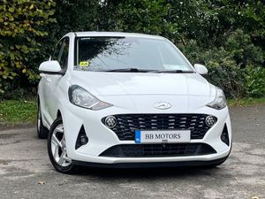 Hyundai i10 Deluxe - Image 4