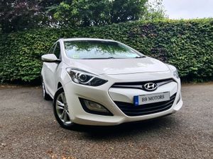 Hyundai i30 1.6d Deluxe Tourer - Image 3