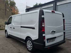 2019 Renault Trafic LWB - Image 4