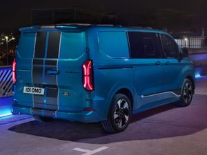 Ford e-Transit Custom/Wheelchair Access/Taxi Spec - Image 4