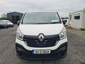 RENAULT TRAFIC INCLUDES VAT - Image 2