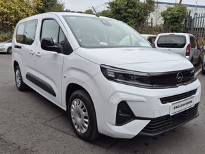 Opel Combo/2025/Auto/Wheelchair Access/Taxi Spec - Image 4