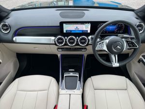 Mercedes-Benz GLB 200D Progressive Line Plus 7 Se - Image 4
