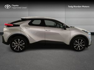 Toyota C-HR Hybrid Sport  price Reduction - Image 3