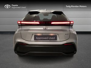 Toyota C-HR Hybrid Sport  price Reduction - Image 4