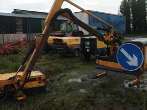 Hedge Cutter - Image 4