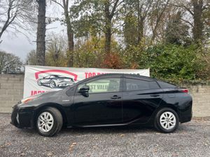 Toyota Prius 16 *Auto parking * - Image 2