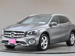 Mercedes-Benz GLA Class GLA 180  full Leather pow - Image 3