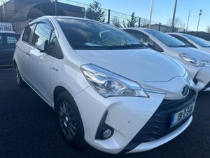 TOYOTA VITZ 2019 HYBRID - Image 3