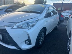 TOYOTA VITZ 2019 HYBRID - Image 4