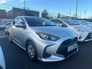 TOYOTA YARIS 2021 - Image 2