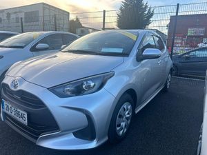 TOYOTA YARIS 2021 - Image 3