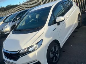Honda fit hybrid auto low millage - Image 4