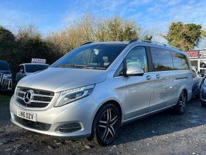 2016 MERCEDES V250D - Image 3