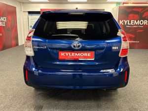 Toyota Prius 1.8 Hybrid Automatic - Cruise Control - Image 4