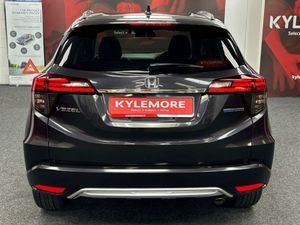 Honda Vezel 1.5 Hybrid Automatic - Half Leather U - Image 4