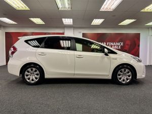 Toyota Prius Alpha - 1.8 Hybrid Automatic - Start - Image 2