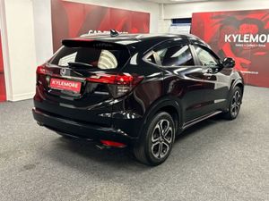 Honda Vezel 1.5 Hybrid SUV - TWO Tone Brown/black - Image 3