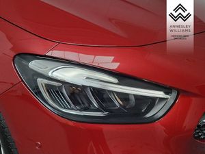 Mercedes-Benz B-Class B250e AMG Line Premium  nea - Image 4