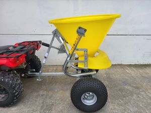 Jarmet Salt Spreaders In Stock - Image 3