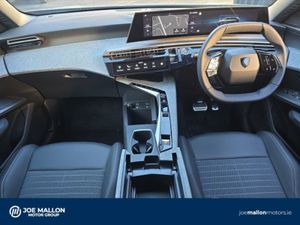 Peugeot 5008 New Model Allure. 73kwh Electric. (7 - Image 4