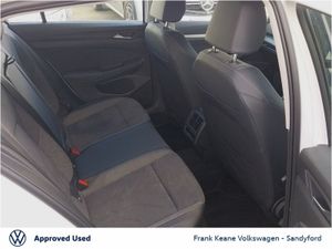 Volkswagen Golf  style   phev  1.5tsi 150hp DSG A - Image 4