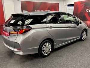 Honda Shuttle 1.5 Hybrid Automatic - Reverse Came - Image 3