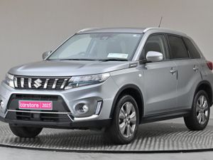 Suzuki Vitara 1.5 Full Hybrid Auto  sat Nav rever - Image 3