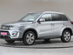 Suzuki Vitara 1.5 Full Hybrid Auto  sat Nav rever - Image 4