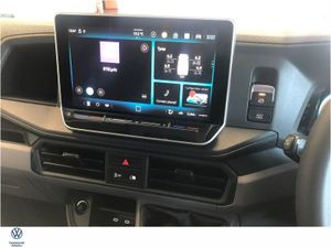Volkswagen Crafter Cr35 MWB 177HP Auto Highline HR - Image 2