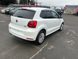 2015 Volkswagen Polo Automatic - Image 4