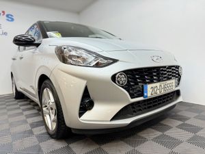 Hyundai i10 i10 Deluxe  2 Tone Black Roof - Image 4