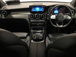 Mercedes-Benz GLC Glc300 e 4matic AMG Line 13.5 k - Image 4