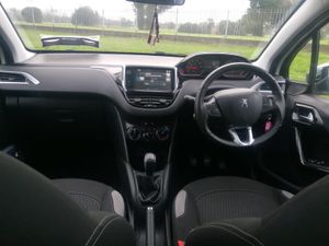 Peugeot 208 2015 High Specification - Image 2