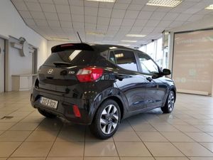 Hyundai i10 Deluxe Plus 5DR - Image 3