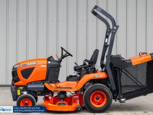 2023 Kubota G261LD Lawnmower - Image 4