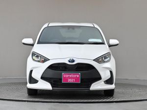 Toyota Yaris 1.5 Petrol Hybrid reverse Camera pri - Image 2