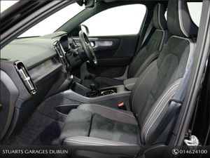 Volvo XC40 Ultimate Dark Xc40 Bev  Onyx Black Met - Image 4
