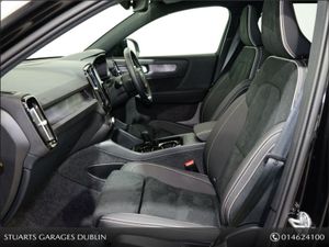 Volvo XC40 Ultimate Dark Xc40 Bev  Onyx Black Met - Image 3