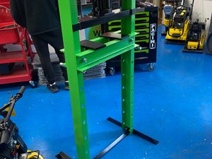 30 Ton Hydraulic Heavy Duty Bearing Press - Image 4
