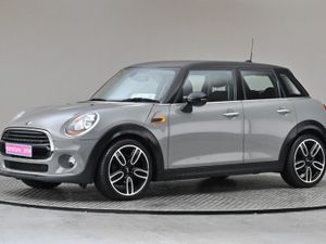 MINI Cooper Cooper 6spd 5DR  upgraded 18  Alloy W - Image 4