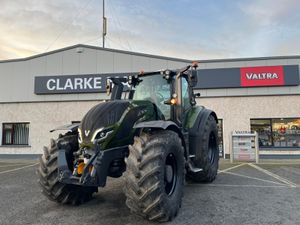 NEW Valtra T215 Versu - Image 4