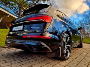 Audi Q7 55 3.0Tfsi Sline Black Edition - Image 4