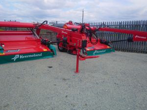 New Kverneland 4332LT 10ft 6 Conditioner Mowers - Image 4