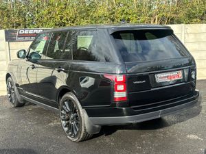 2015 Land Rover Range Rover Vogue SDV6 HSE - Image 4