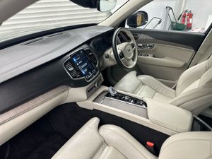 Volvo XC90 T8 Inscription  price Drop   195 P/W - Image 4